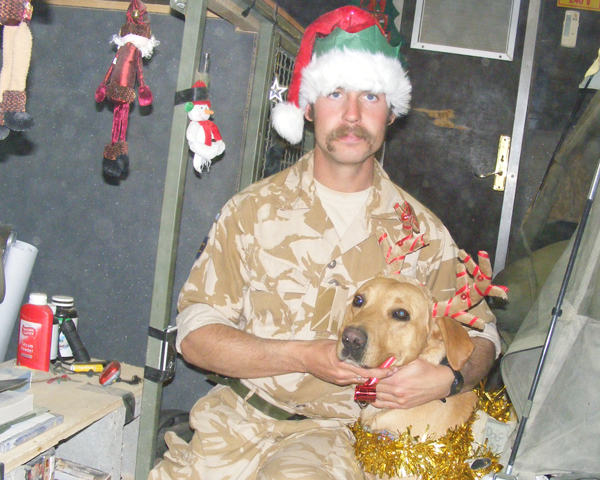 Diesel and Robin Ardis celebrate Christmas in Afghanistan, 2008.