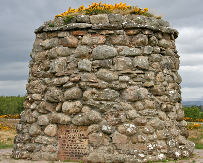 Memorial cairn at the centre of the battlefield of Culloden, 2009