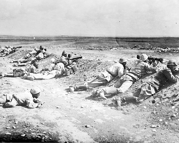 Turkish machine gunners at Beersheba, 31 October 1917 