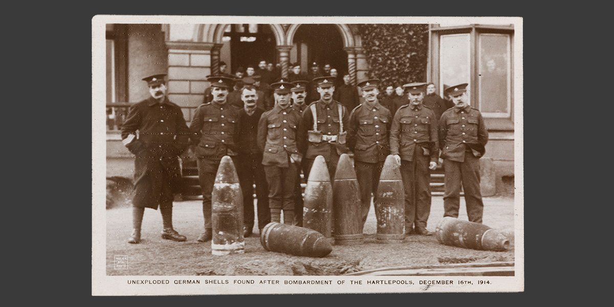 British soldiers with unexploded shells found after the bombardment of Hartlepool on 16 December 1914