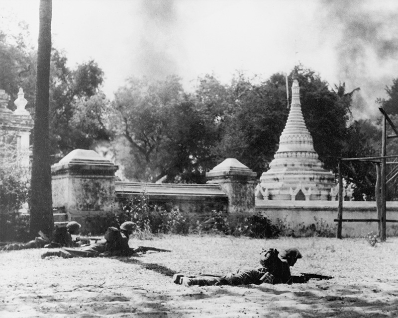 Allied troops taking cover during the battle for Meiktila, 1945