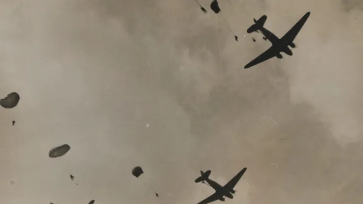 Dropping parachutists and supplies, Arnhem, September 1944