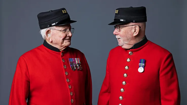 Chelsea Pensioners in conversation