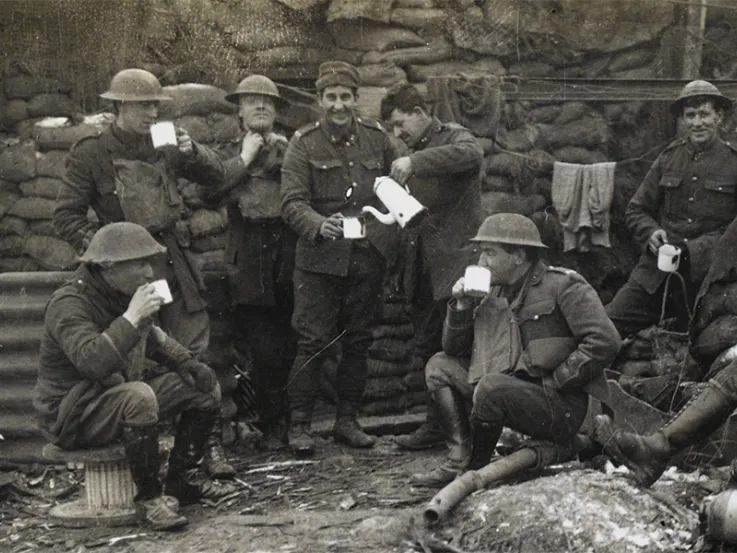 British troops enjoying a cup of tea, 1918